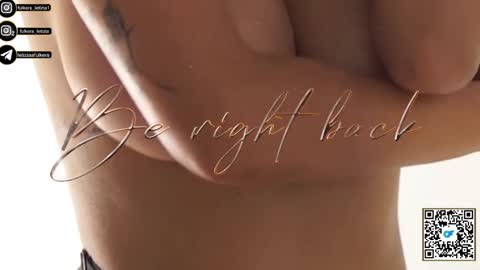 Snapshot of letiziafulkers1 chatting on 10.28.25 Letizia Fulkers online show from 10.28.25