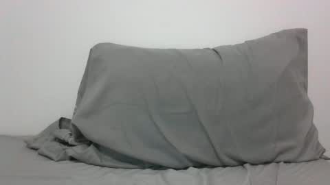 Snapshot of lets_play143 chatting on 12.09.24 lets_play143 online show from 12.09.24