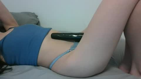 Snapshot of lets_play143 chatting on 12.18.24 lets_play143 online show from 12.18.24