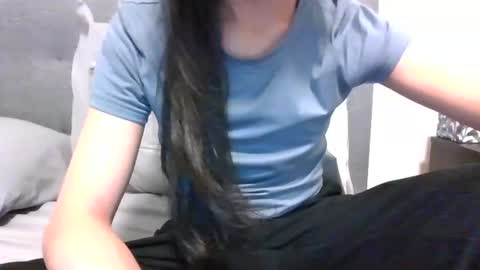 Snapshot of lets_play143 chatting on 10.18.25 lets_play143 online show from 10.18.25