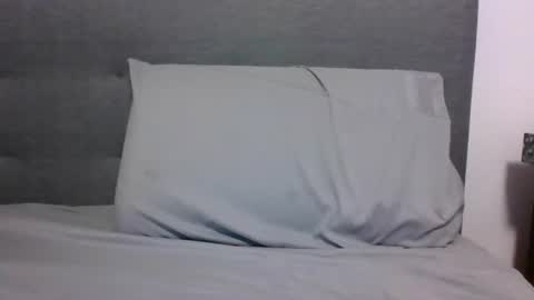 Snapshot of lets_play143 chatting on 10.19.25 lets_play143 online show from 10.19.25