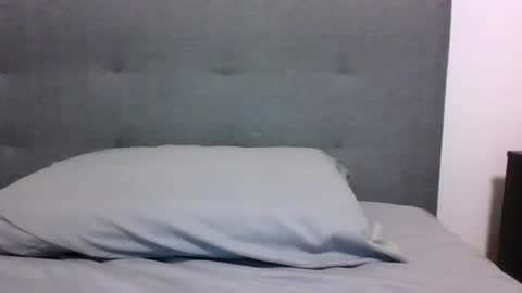 Snapshot of lets_play143 chatting on 10.22.25 lets_play143 online show from 10.22.25