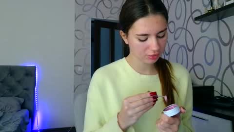 Emily online show from 11.11.25