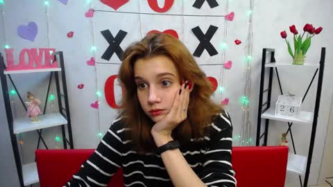 letty_curly online show from 01.26.25
