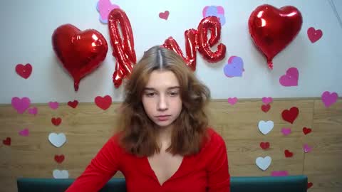 letty_curly online show from 02.13.25