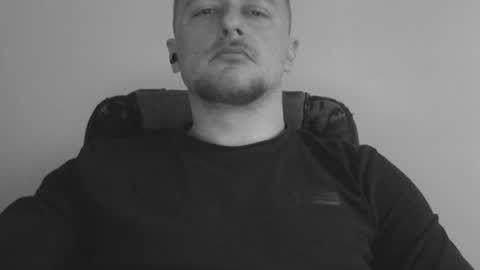 Snapshot of lev1ngston chatting on 04.08.26 lev1ngston online show from 04.08.26