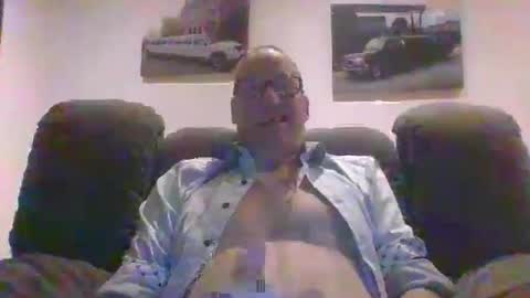 Snapshot of levensgenieters2 chatting on 11.23.25 levensgenieters2 online show from 11.23.25