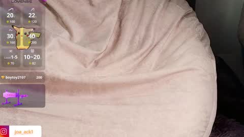 Levi  online show from 02.21.25