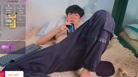 Levi  online show from 03.07.25