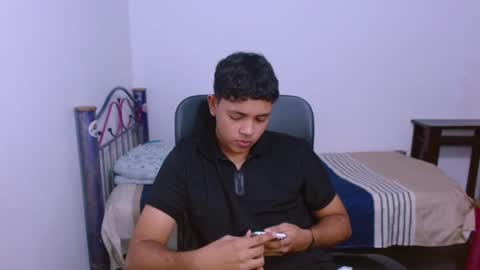 Snapshot of levii_7 chatting on 10.03.25 0600AM-1200PM - online show from 10.03.25