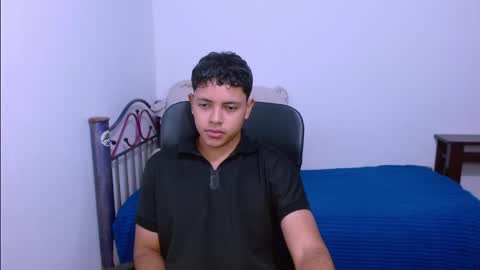 Snapshot of levii_7 chatting on 10.20.25 0600AM-1200PM - online show from 10.20.25