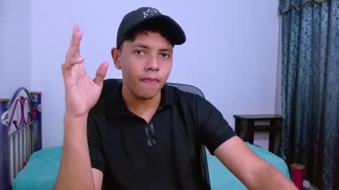      0600AM-1200PM - online show from 11.19.25