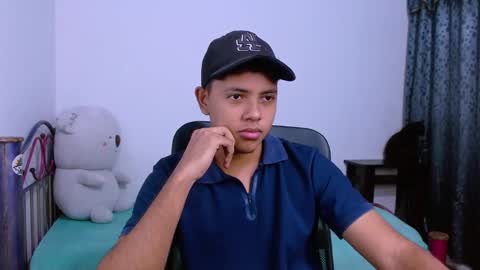      0600AM-1200PM - online show from 11.20.25