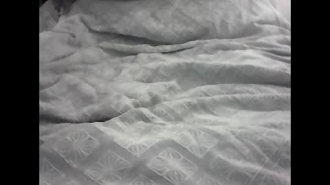 leweylewy online show from 10.19.25