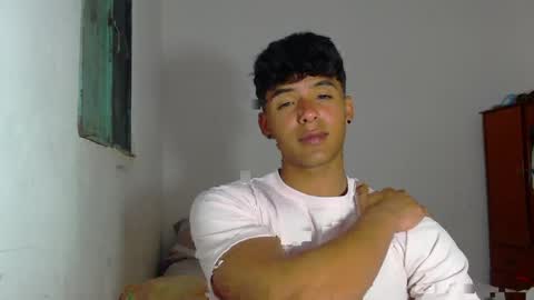 i  am lewis ly EDUARDO MEMDOZA15 online show from 05.04.26