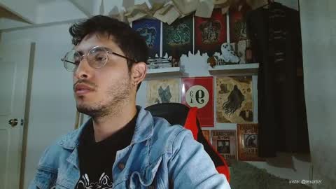 Snapshot of lex_ross chatting on 01.31.25 lex ross online show from 01.31.25