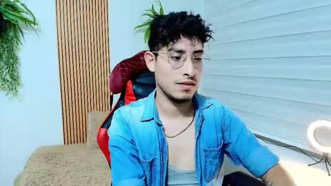 Snapshot of lex_ross chatting on 09.14.25 lex ross online show from 09.14.25