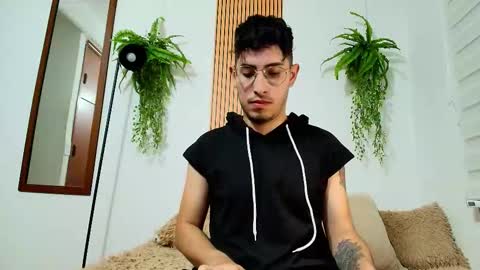 Snapshot of lex_ross chatting on 09.25.25 lex ross online show from 09.25.25