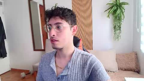 Snapshot of lex_ross chatting on 10.31.25 lex ross online show from 10.31.25