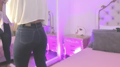    online show from 11.26.25