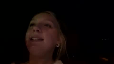 Snapshot of lexaarose05 chatting on 12.19.24 lexisRose online show from 12.19.24