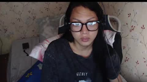Hev Lexi online show from 07.17.26