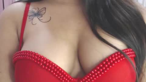 Gabrielle online show from 01.08.25
