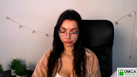 Snapshot of lexi_jos chatting on 04.27.26 Alexia online show from 04.27.26