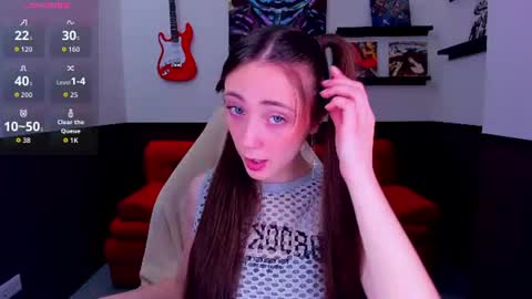 Snapshot of lexi_split chatting on 06.24.26 Lexi GTM2 MonWedThurSatSun 1000am-400pm online show from 06.24.26