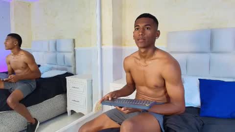 Snapshot of lexianddeker chatting on 10.03.25 Lexi Derek online show from 10.03.25