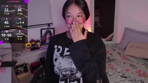 Snapshot of lexie_babe chatting on 11.04.25 Lexie Thompson 8pm 0000am -5 online show from 11.04.25