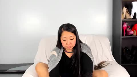 Snapshot of lexie_mack chatting on 12.13.24 Lexie Mack online show from 12.13.24