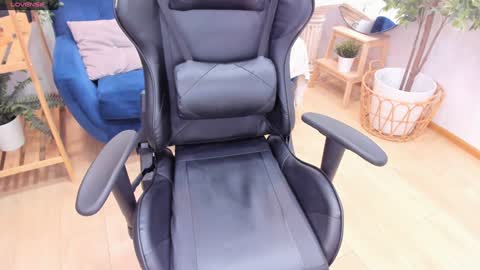 Snapshot of lexihoward chatting on 01.27.25 Lexi online show from 01.27.25