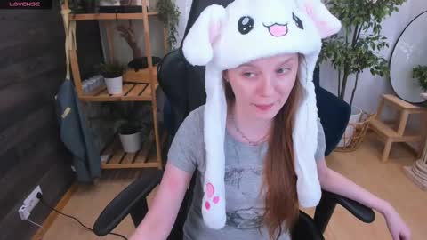 Snapshot of lexihoward chatting on 03.03.25 Lexi online show from 03.03.25