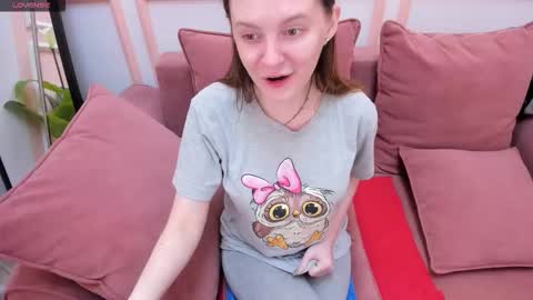 Snapshot of lexihoward chatting on 10.03.25 Lexi online show from 10.03.25