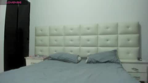 Snapshot of lexxi_ross chatting on 10.27.25 LEXXI online show from 10.27.25