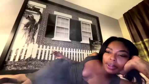 Snapshot of lexxiibo chatting on 11.06.25 lexxiibo online show from 11.06.25