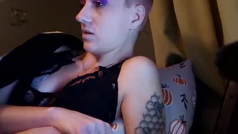Snapshot of lexxndemm chatting on 12.22.24 lexxndemm online show from 12.22.24