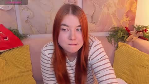 Snapshot of lexxxyone chatting on 12.24.24 lexxxyone online show from 12.24.24