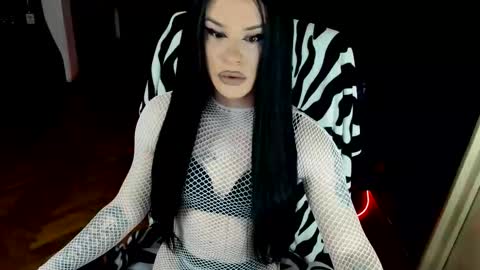 eva lexy you may call me Miss online show from 12.20.25