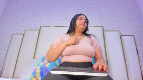 lexy and mia online show from 12.23.25