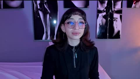 Snapshot of lexy_bluu chatting on 12.18.24 Lexy online show from 12.18.24