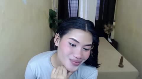 Snapshot of lexy_lorey chatting on 11.14.25 lexy_lorey online show from 11.14.25