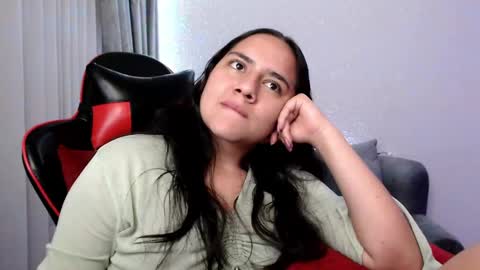 Snapshot of lexydavis chatting on 12.19.24 Lexy Davis online show from 12.19.24