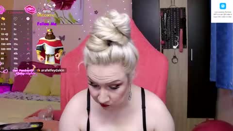 Snapshot of lexygold chatting on 11.07.25 Lexy online show from 11.07.25