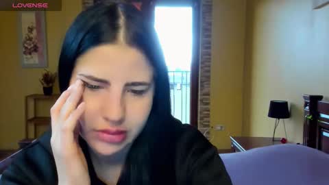 lexyswett online show from 10.28.25