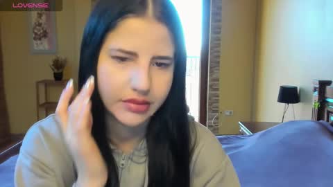 lexyswett online show from 10.31.25