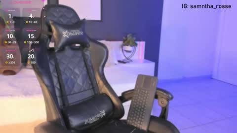 Snapshot of leyli_doll chatting on 10.21.25 Leyli Doll online show from 10.21.25