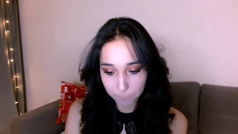 Snapshot of li_noen chatting on 01.11.25 Li online show from 01.11.25