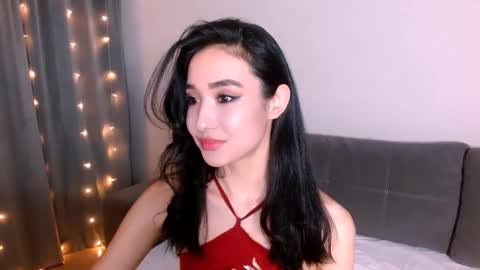 Snapshot of li_noen chatting on 03.07.25 Li online show from 03.07.25